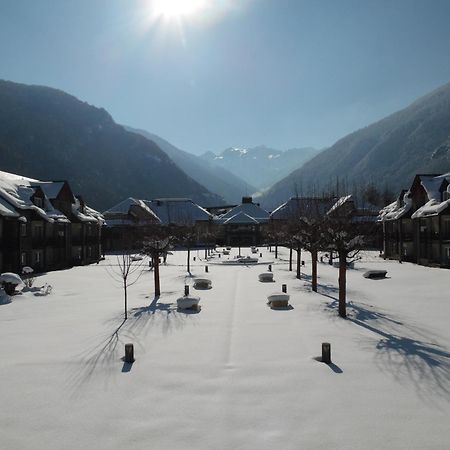 Village Club Les Balcons Des Pyrenees Saint-Mamet Eksteriør bilde