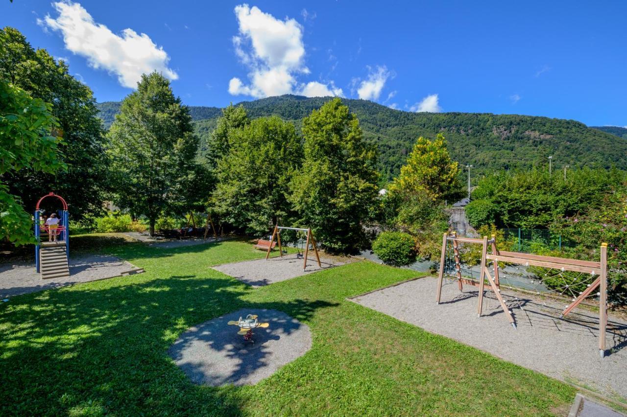 Village Club Les Balcons Des Pyrenees Saint-Mamet Eksteriør bilde