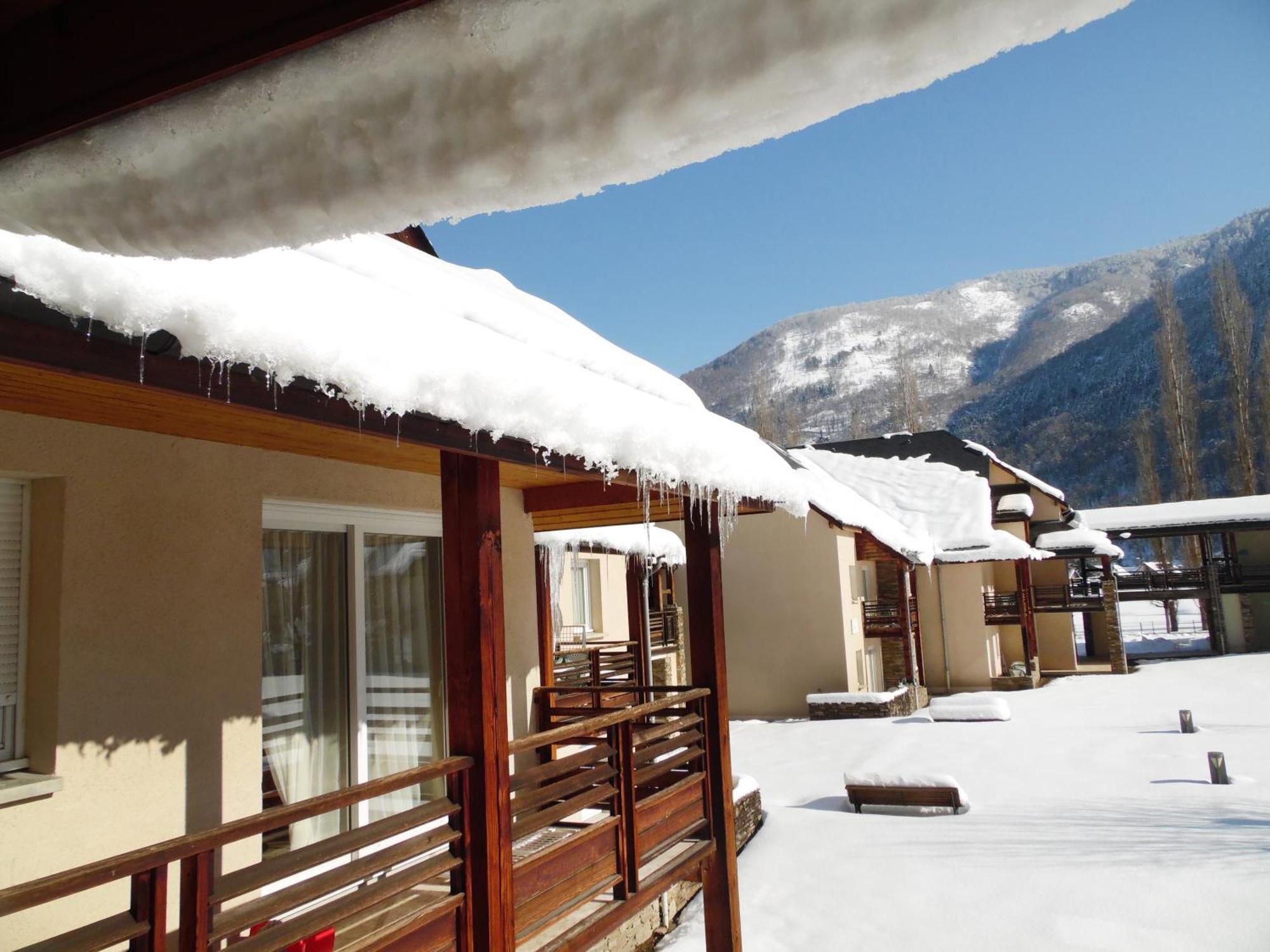 Village Club Les Balcons Des Pyrenees Saint-Mamet Eksteriør bilde